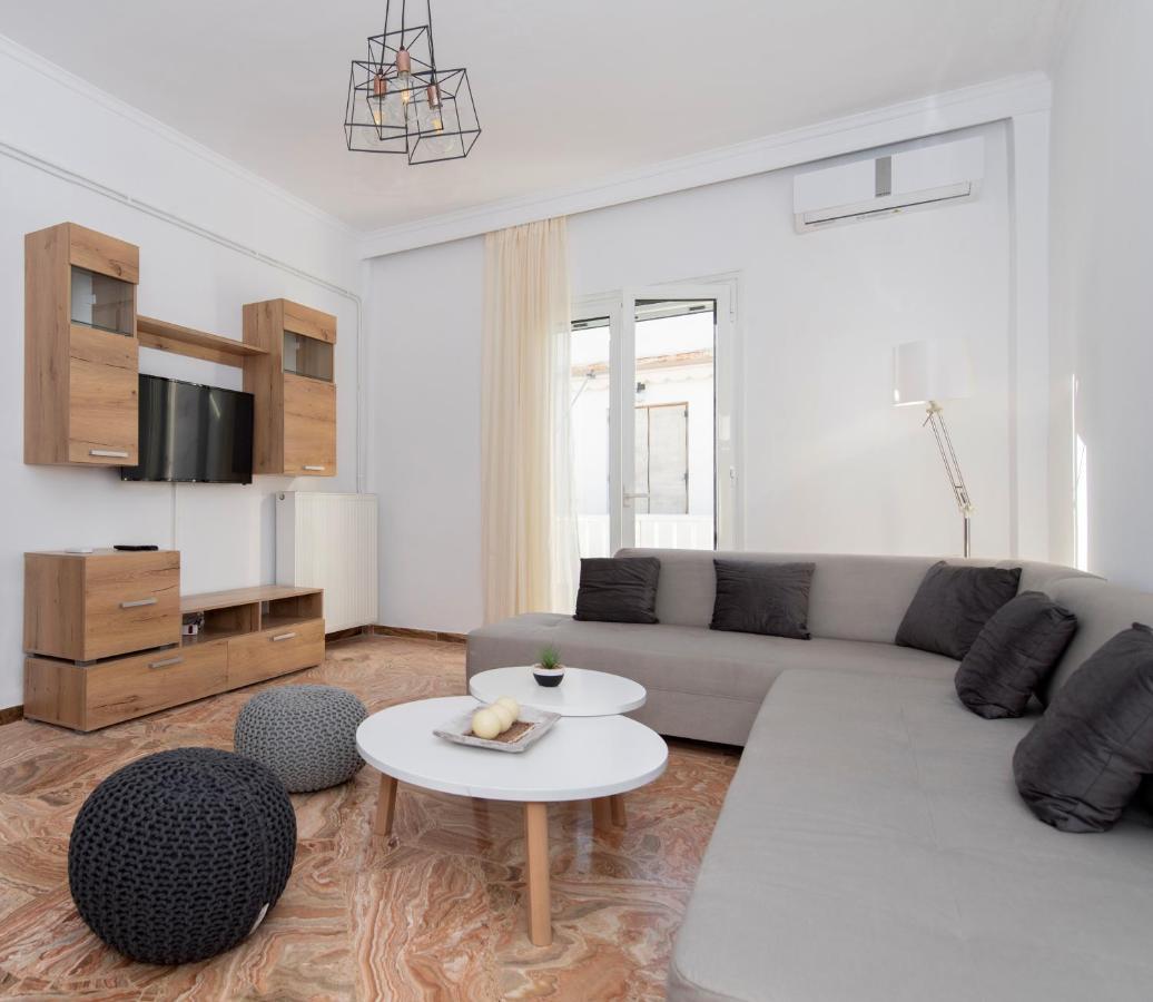 Downtown Apartment ปาริเกีย ภายนอก รูปภาพ